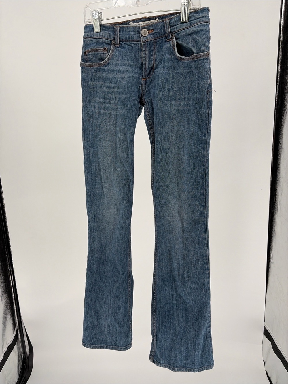 Express Women's Bootcut Jeans in Medium Blue Wash
